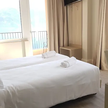 霸克索尼酒店 酒店 3*